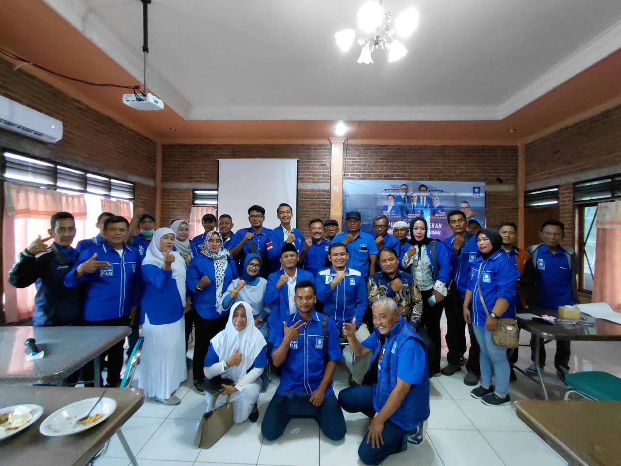 Asep Sholeh Fakhrul Insan Nahkodai PAN Kabupaten Cirebon