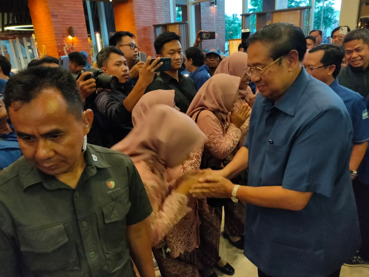 Belum Sebulan SBY 2 Kali Datang, Cirebon Jadi Daerah Pertama dan Terakhir Perjalanan 