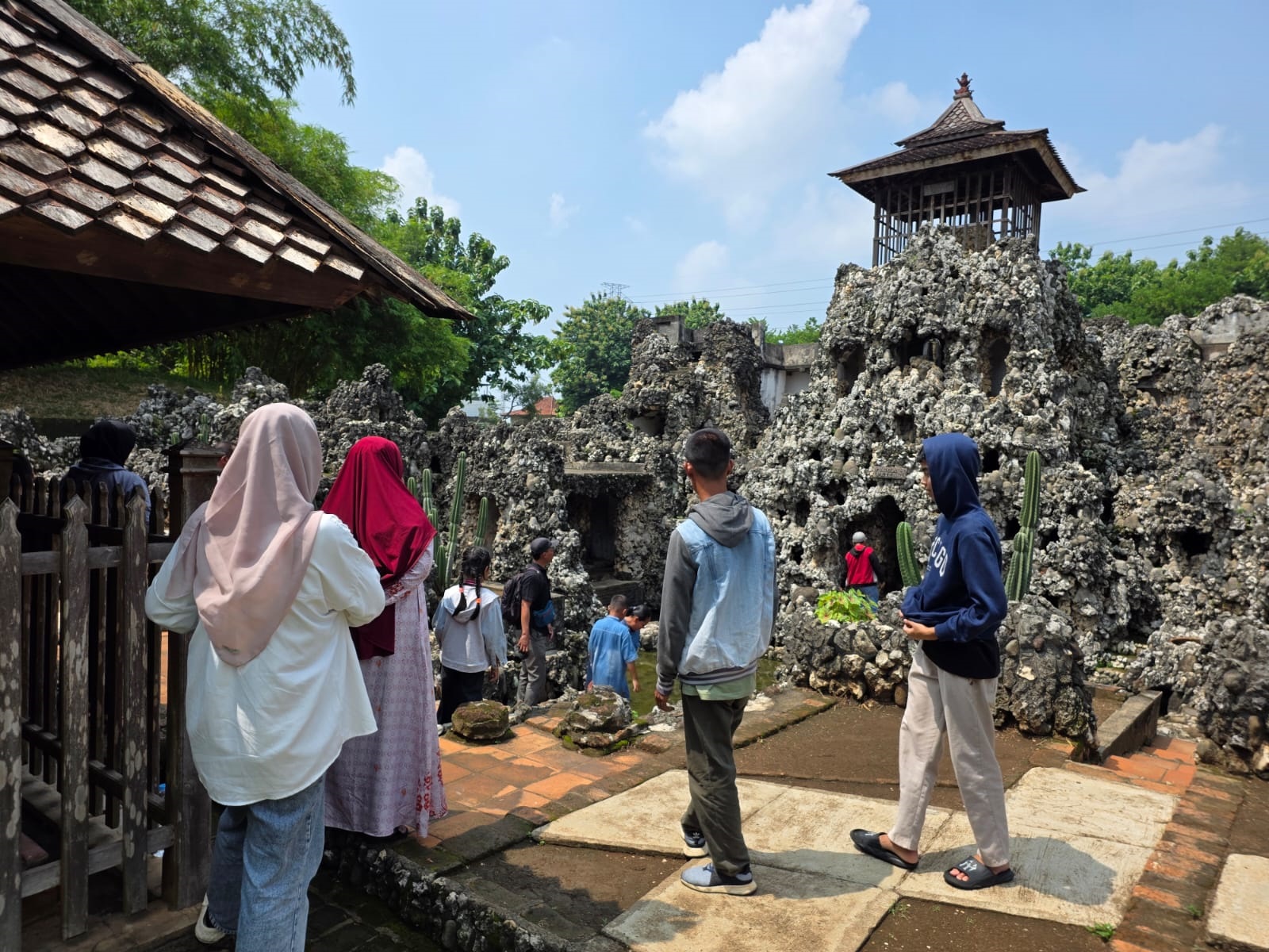 Wisata Bahari Kejawanan Jadi Tujuan Kunjungan Wisatawan Selama Masa Libur Nataru 2025/2026