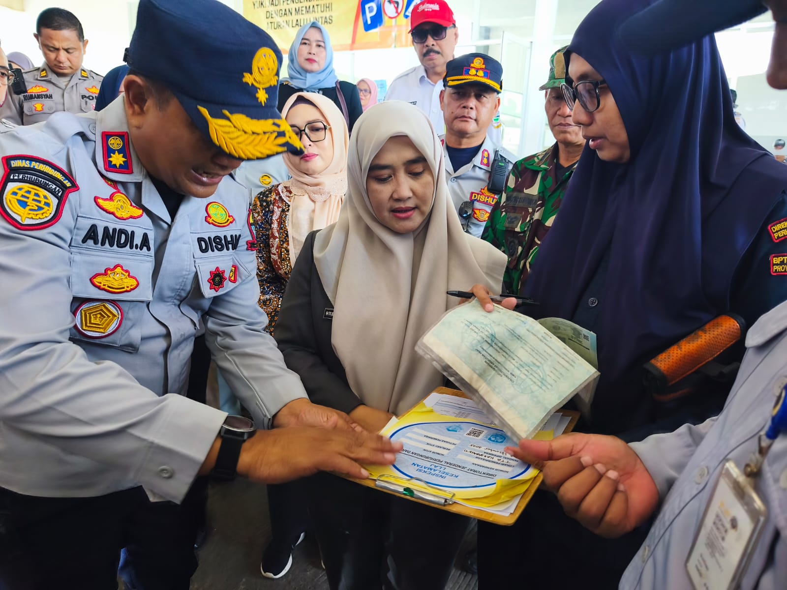 Jelang Libur Nataru, Pemkot Pastikan Armada Bis di Terminal Harjamukti Laik Jalan