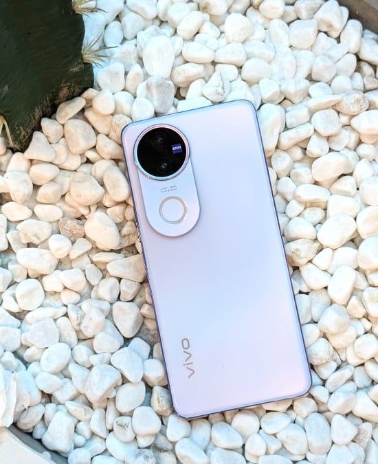 Vivo V35 Series Tiba: Warna Barunya Viral di TikTok, Cocok Buat Kamu yang Estetik Banget!