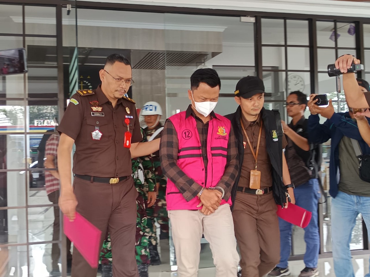 Kejari Majalengka Tahan Mantan Dirut PT SMU, Diduga Selewengkan Dana Sewa Aset Daerah