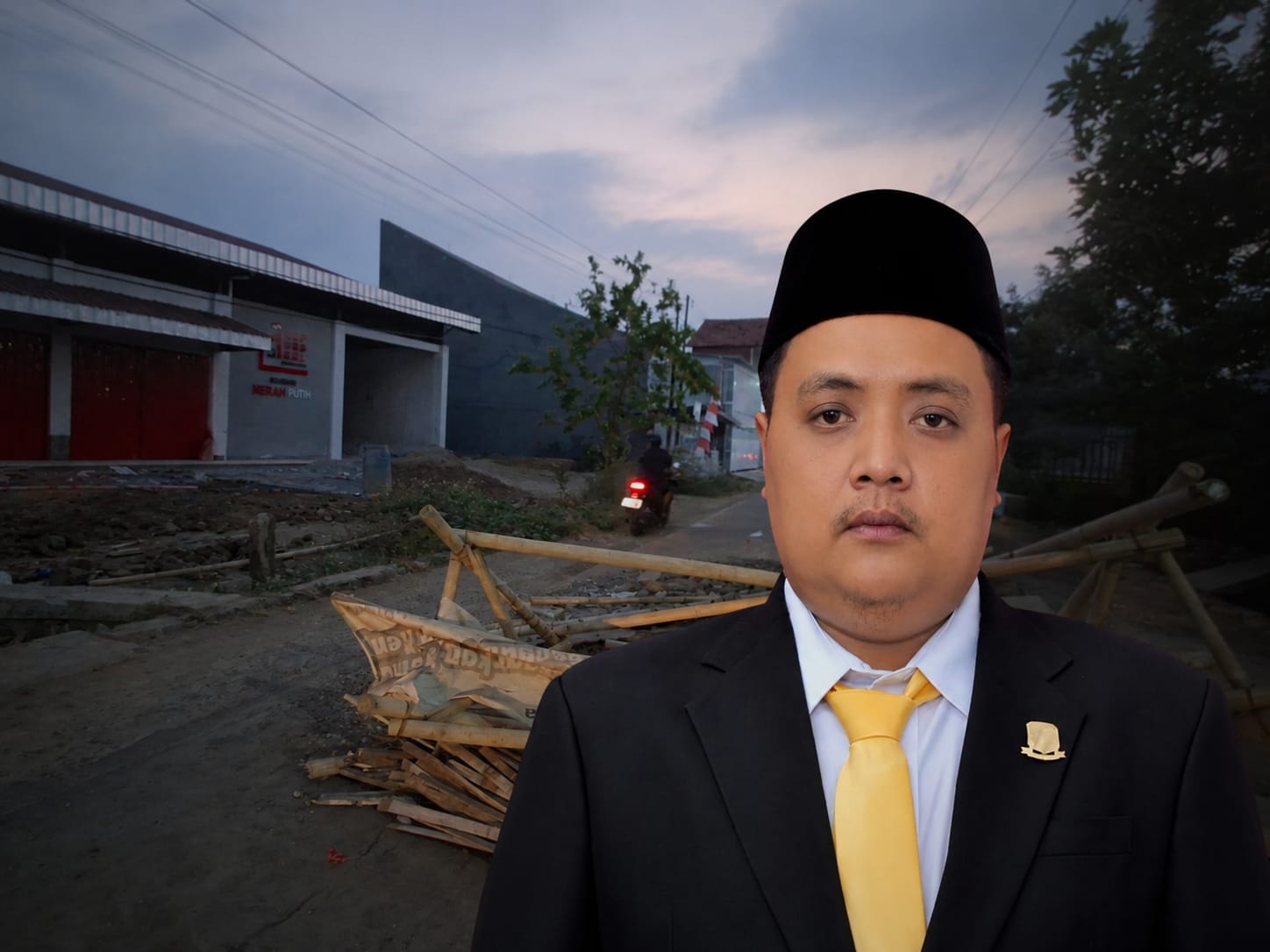 Jalan Watubelah Ambles, Ekonomi Warga Terganggu
