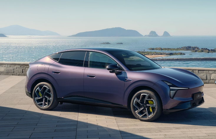 XPENG Dipastikan Boyong Fastback Listrik L03 di Ajang GIIAS 2026