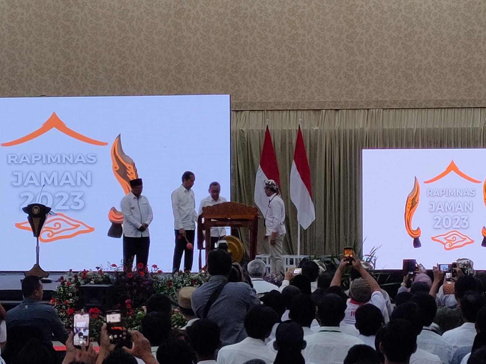 Buka Rapimnas Jaman di Kota Cirebon, Presiden Jokowi: Mereka Pekerja Lapangan, Saya Suka!