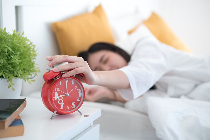 Cara Memperbaiki Jam Tidur yang Rusak Akibat Sering Begadang