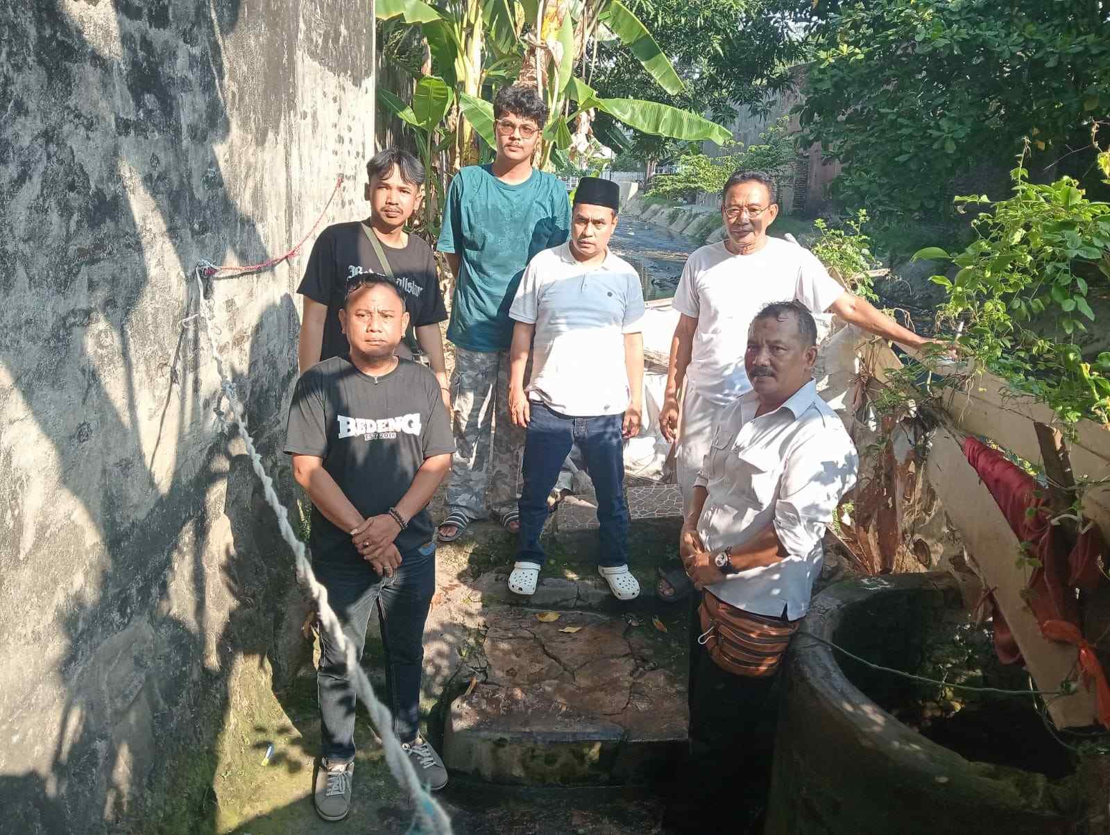 Sarifudin dan Umar Klau Inisiatif Tinjau Dua ODCB di Gunung Sari, Takjub Air Sumur Tua yang Sangat Jernih