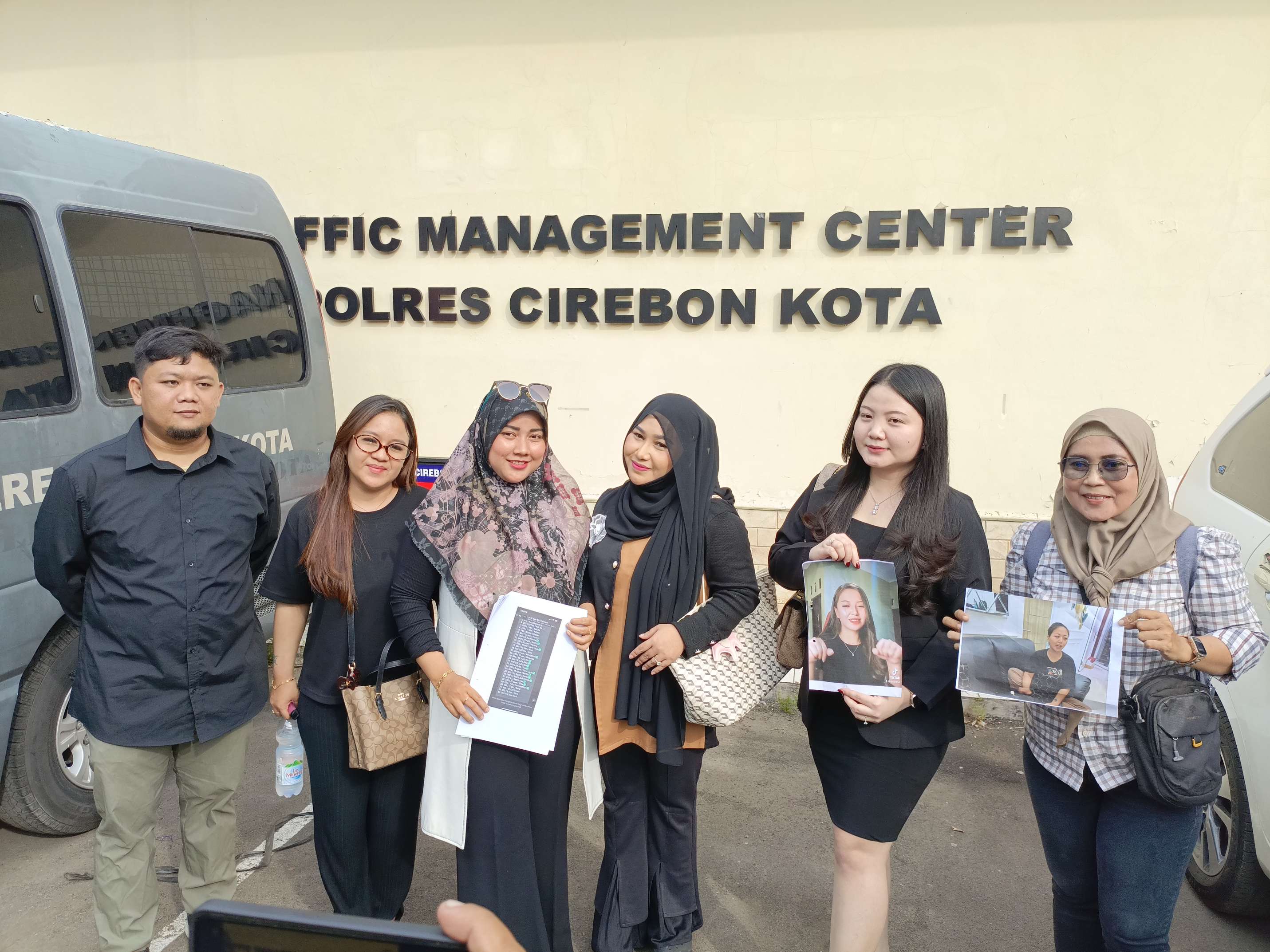 Tia Aprilia 'Dibrondong' Laporan, Para Korban Tak Mau Kasih Ampun