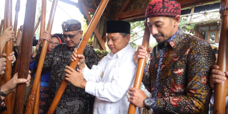 Seren Taun Usung Tema Merawat, Meruwat, Pusaka Budaya Nusantara.