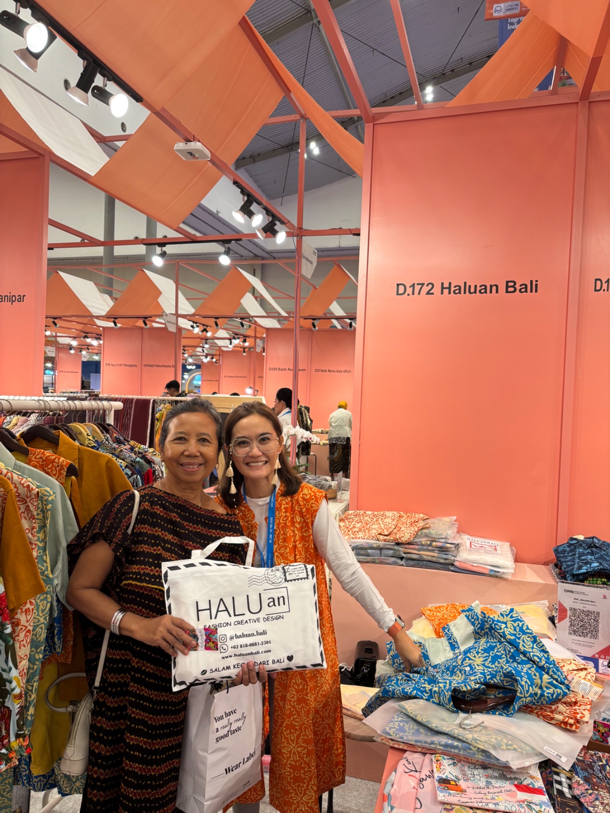 Lewat Pameran BRI, Pengusaha Muda Asal Bali Pasarkan Fashion dengan Sentuhan Digital 