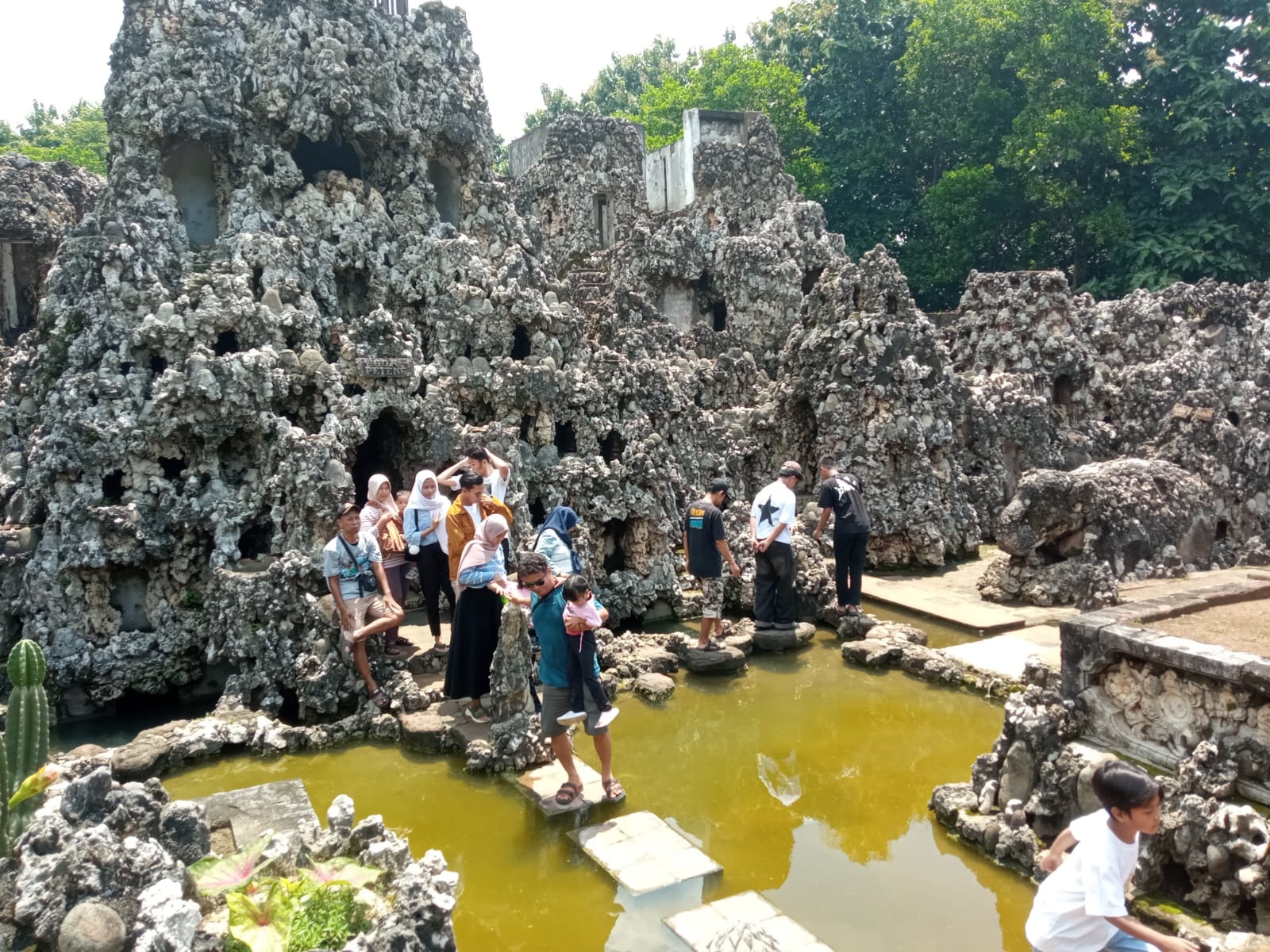 Rekomendasi Wisata Cirebon Terdekat serta Kuliner Otentik Khas Daerahnya