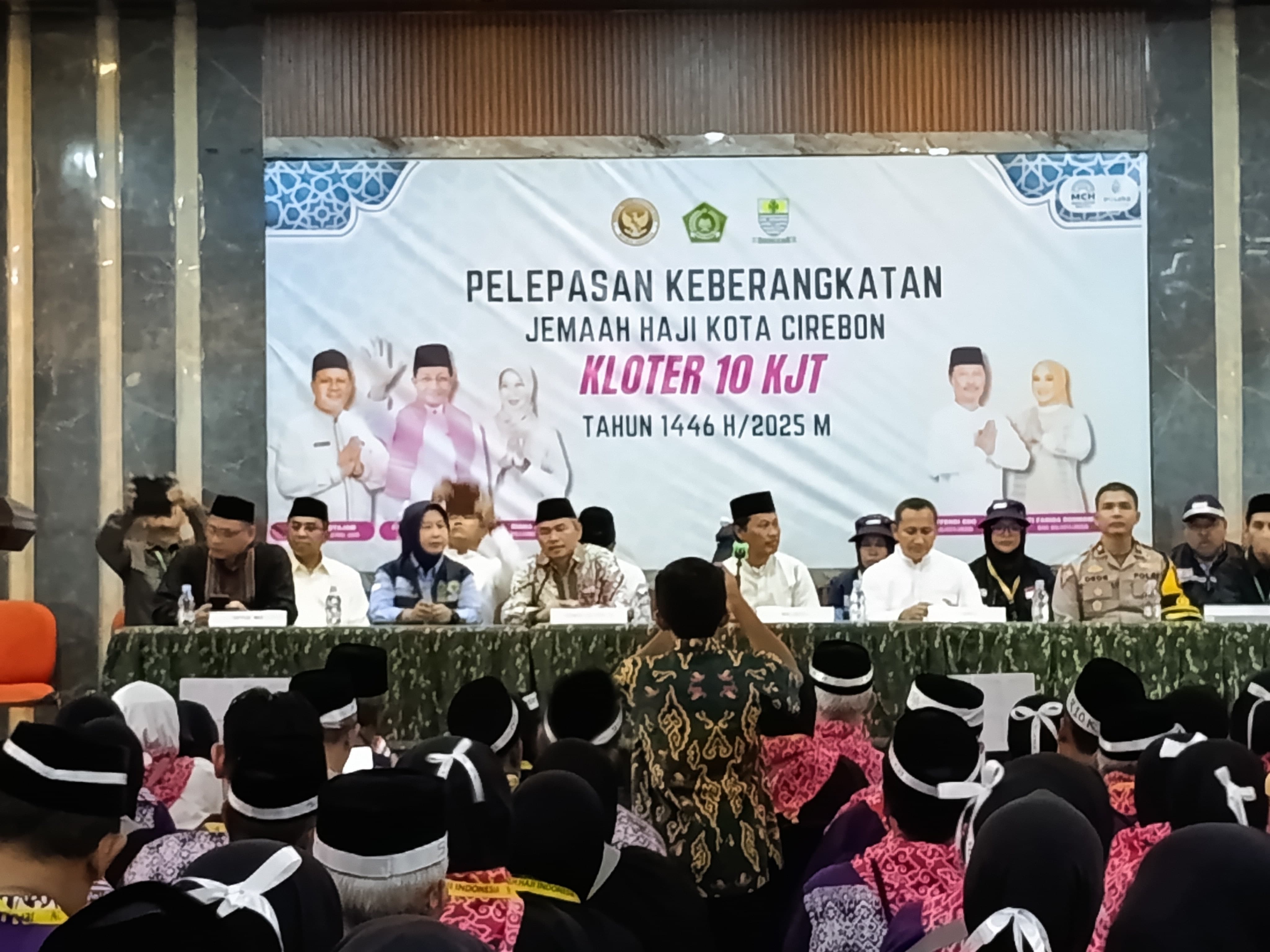 106 Calon Jamaah Haji Asal Kabupaten Cirebon Gagal Berangkat Meski Sudah Lunas