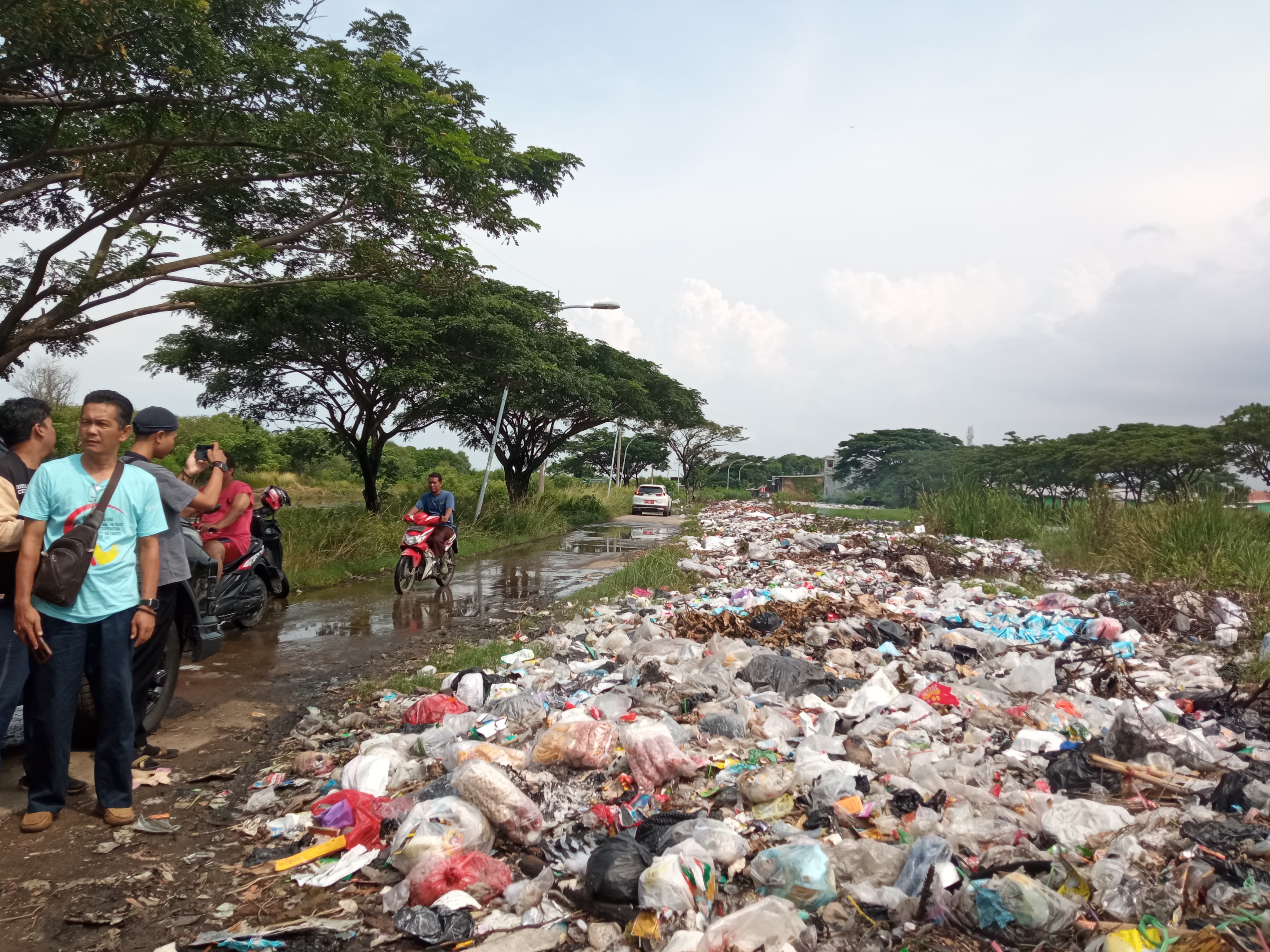 Pemerintah Kota Cirebon Targetkan Pembersihan Sampah Liar dalam Waktu Singkat