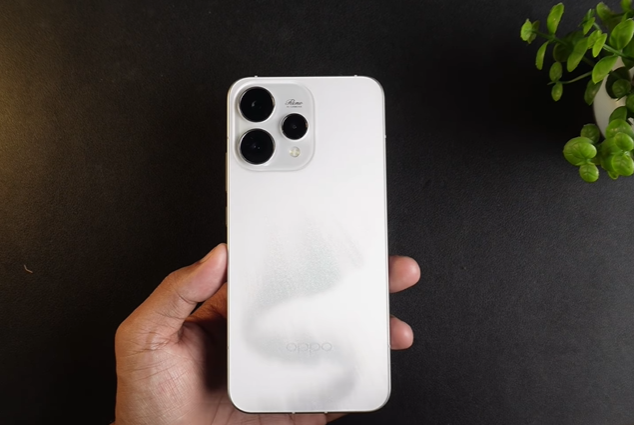 Dibekali Baterai 6.500 mAh dan fitur Ala IPhone, Oppo Reno 15 Series Cocok Untuk Content Creator dan Streamer