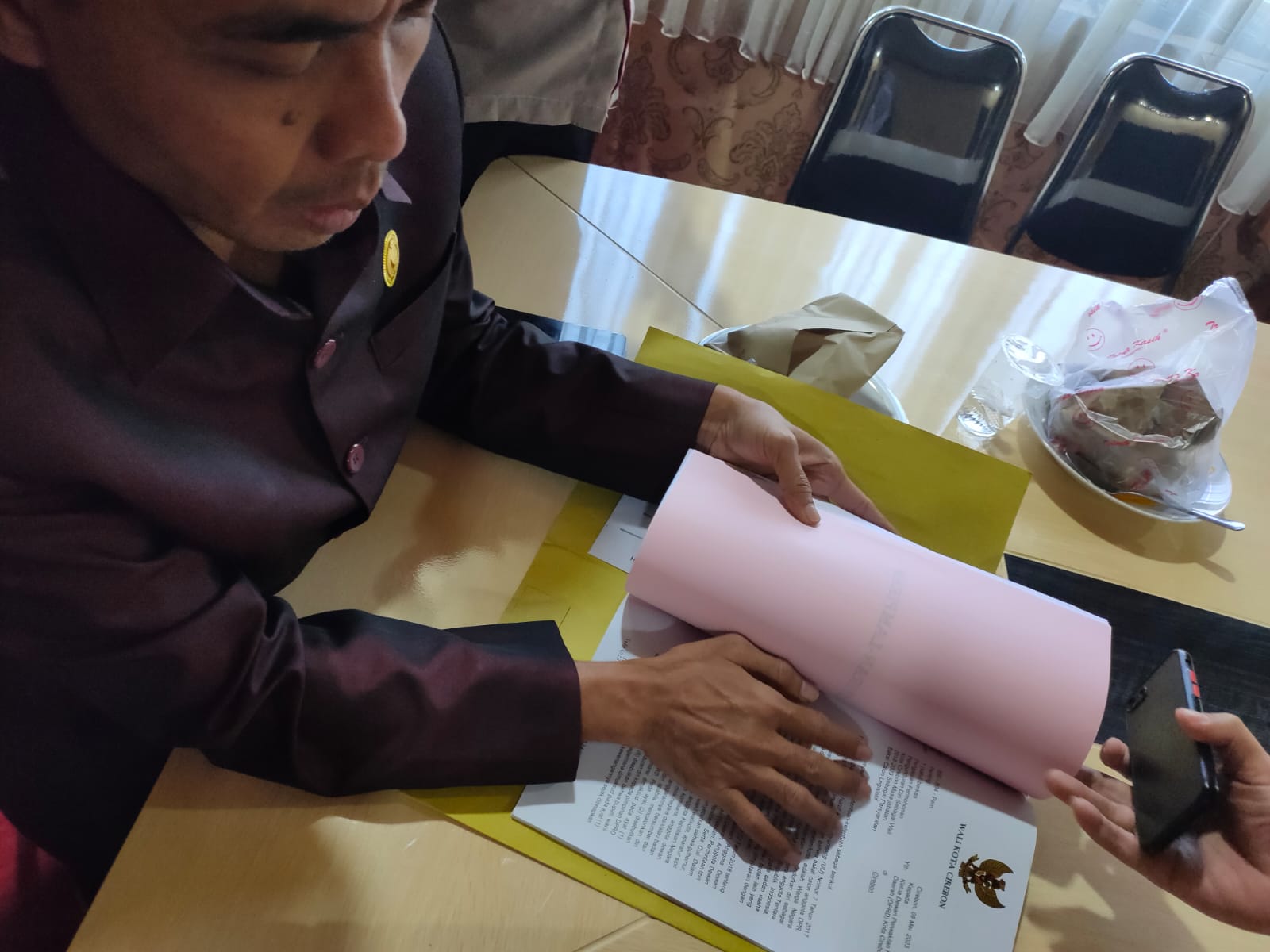 Surat Pengunduran Diri Azis Masuk Tiga Bulan Lalu *** Setelah Diumumkan di Paripurna, DPRD Usulkan Pemberhenti