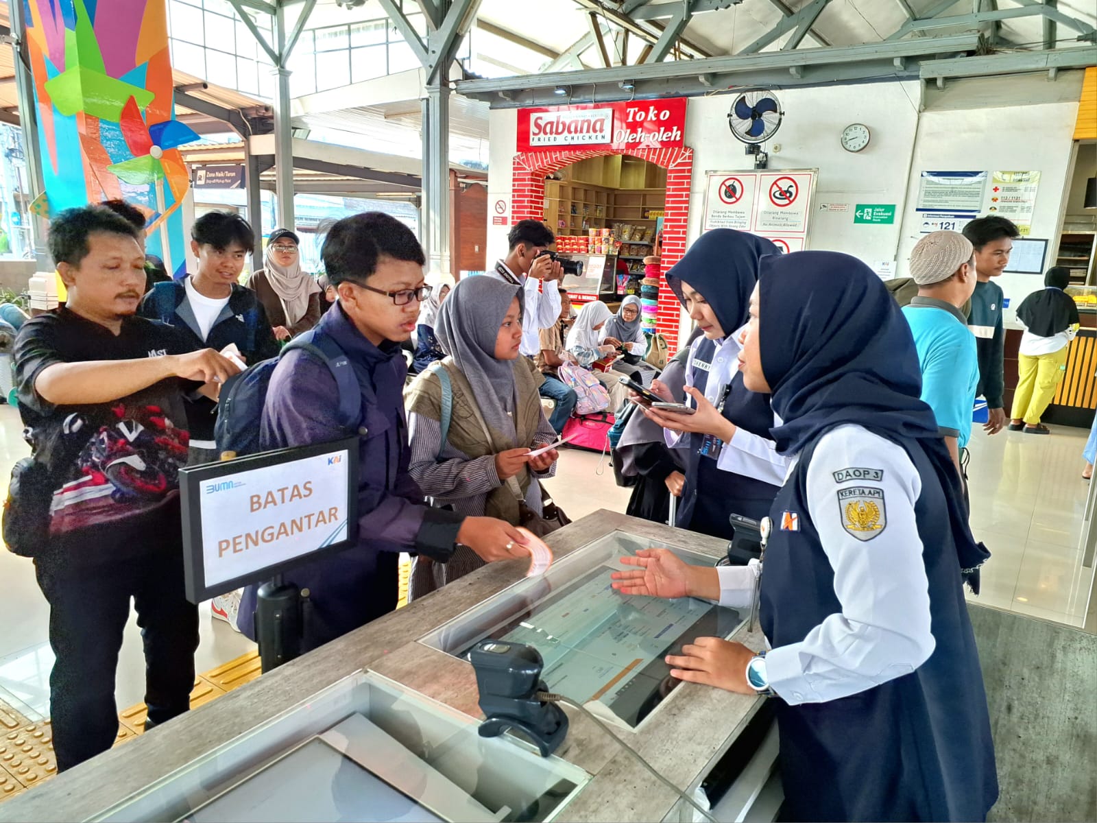 KAI Daop 3 Cirebon Berikan Diskon Tiket 10 Persen Selama Festival Cirebon 2025