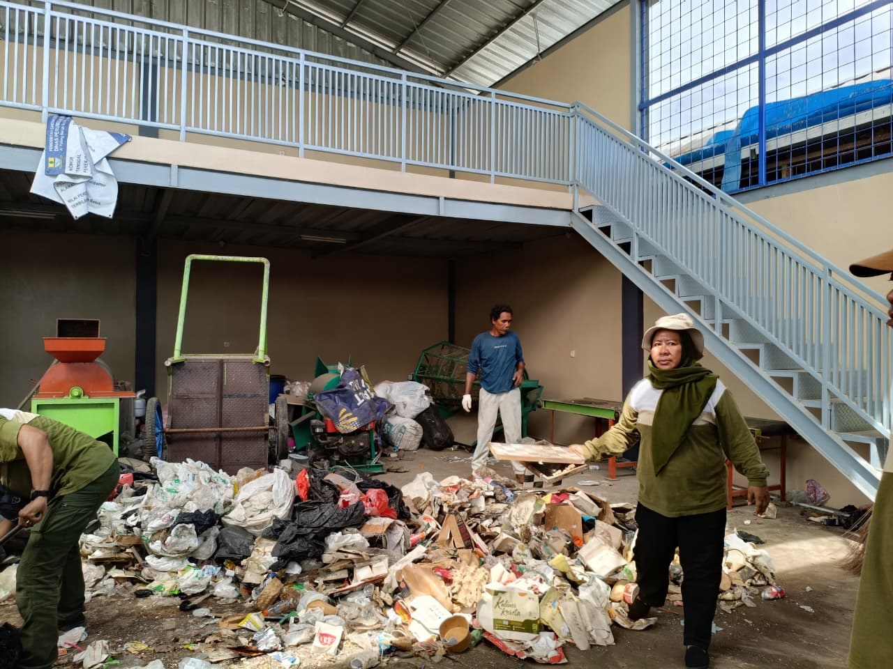 Kelurahan Kebonbaru Dapat Bantuan untuk Perkuat Sistem Pengelolaan Sampah