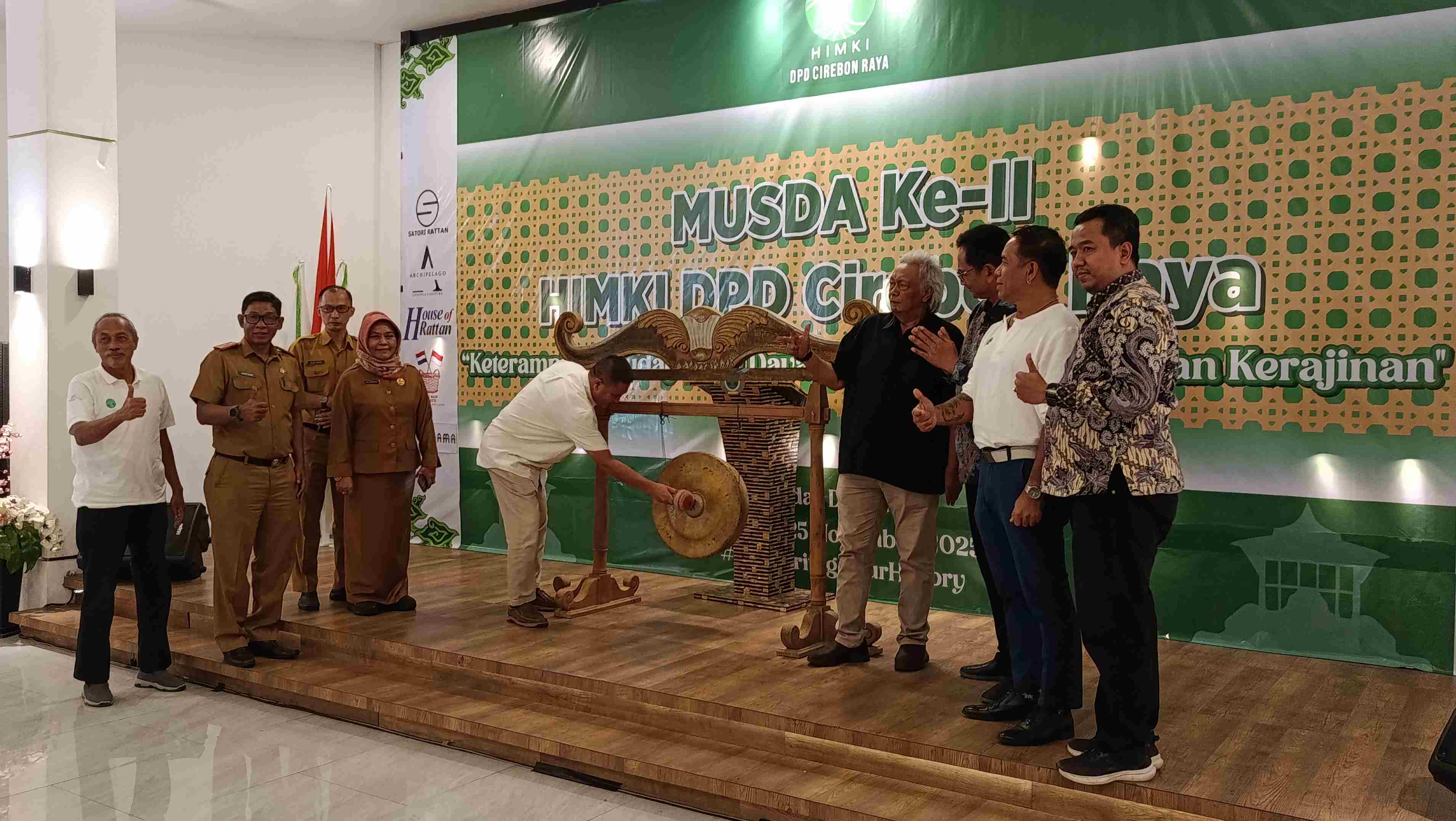 Cirebon dan Jepara Jadi Bukti Keberhasilan Hilirisasi Mebel dan Kerajinan