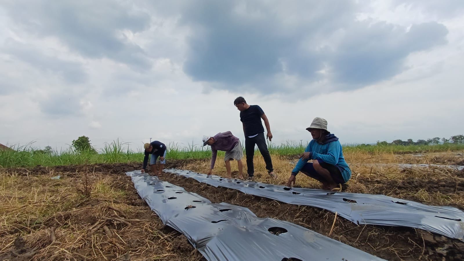 Pengelolaan BUMDes Japura Kidul Disoal, Warga Nuntut Transparansi Dana Desa