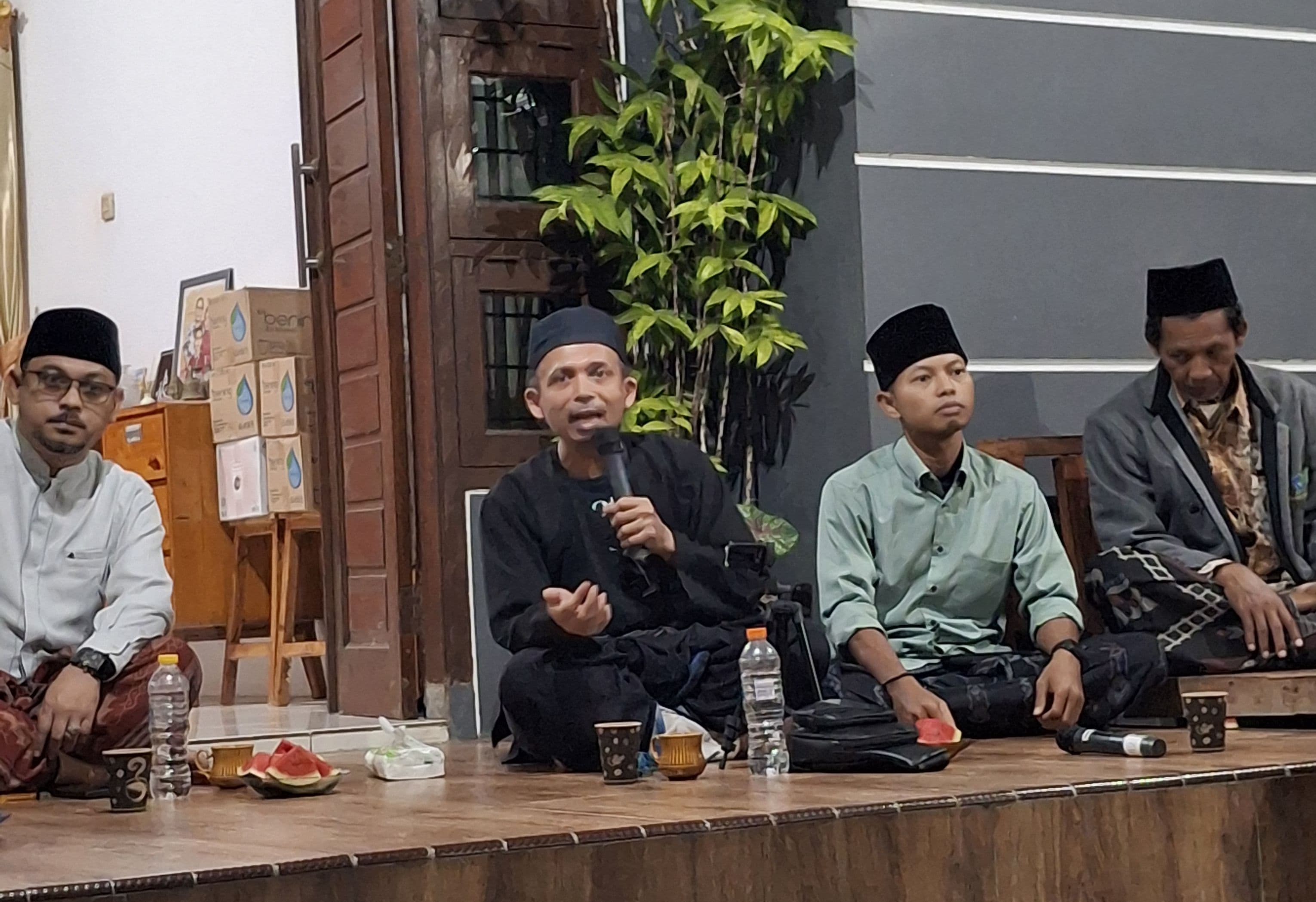 Majelis Kebon Sufi Gelar Peringatan Arbain Bersama Sejarawan dan Budayawan Cirebon