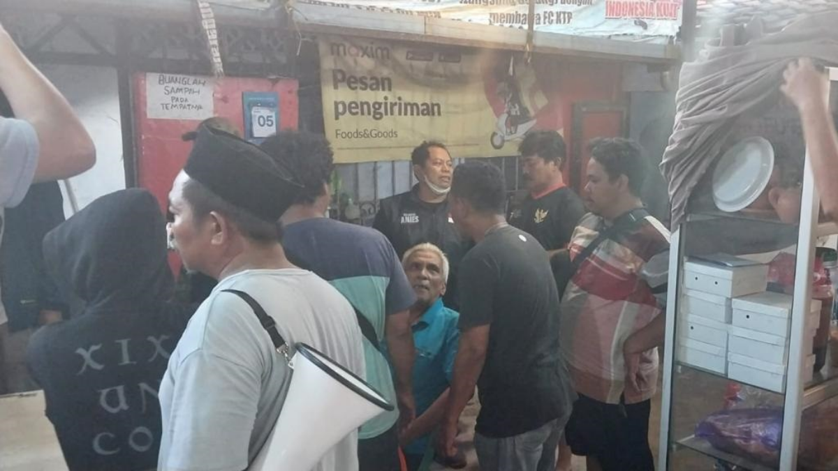 Warga Geruduk Forum Rw Panjunan Gegara Polemik Stockpile, Pemkot Cirebon Sampai Turun Tangan