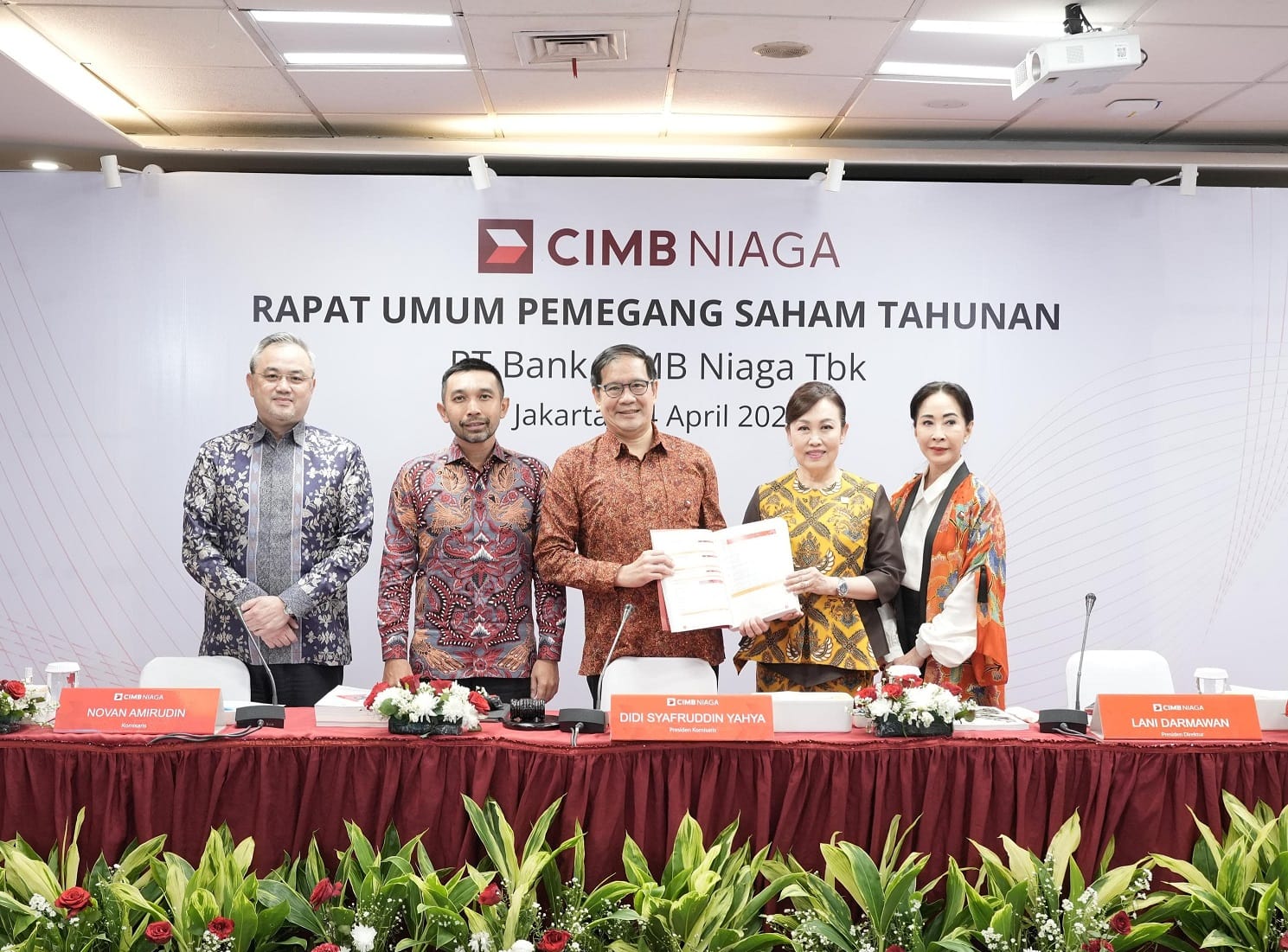 RUPST CIMB Niaga Setujui Laporan Tahunan dan Laporan Keuangan Tahunan Konsolidasian Tahun Buku 2024