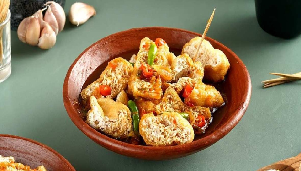 Wisata Kuliner Cirebon: Daftar Tahu Gejrot Otentik yang Wajib Dicoba saat Libur Lebaran 2026