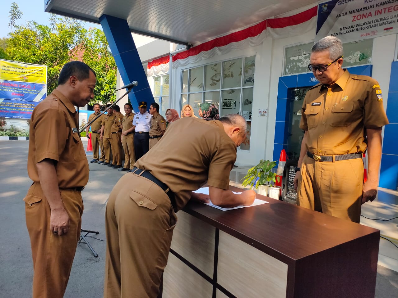 Kadisdukcapil Kota Cirebon Purna Bakti, Sekdis Ditunjuk Sebagai Plt