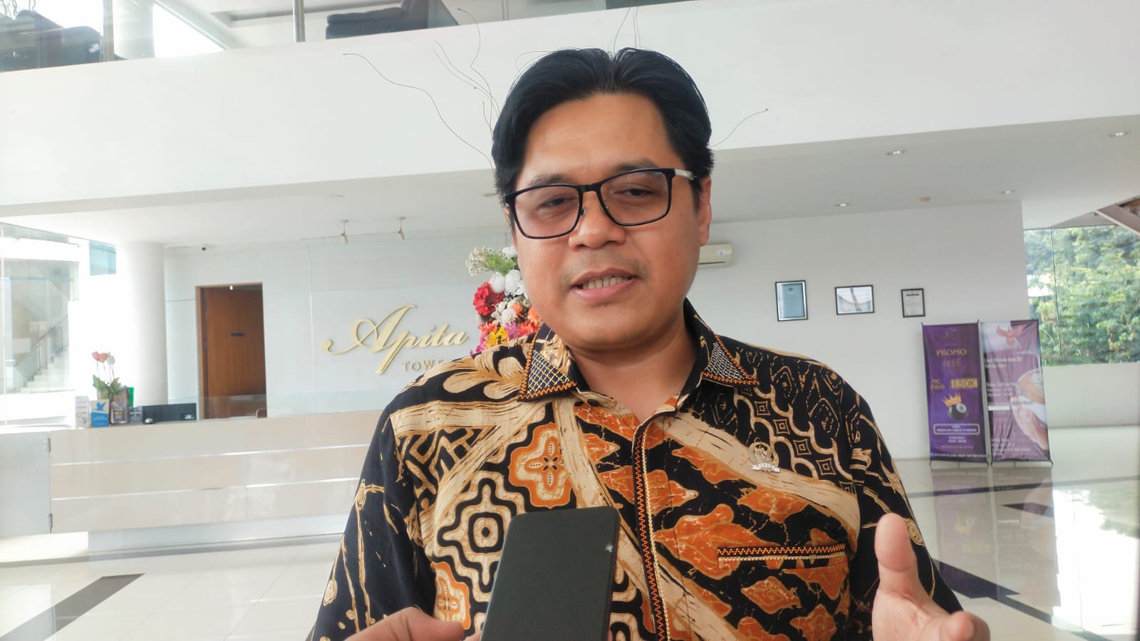 DPRD Dorong Pemkab Cirebon Ambil Alih Aset Menara dan Masjid Agung Sumber
