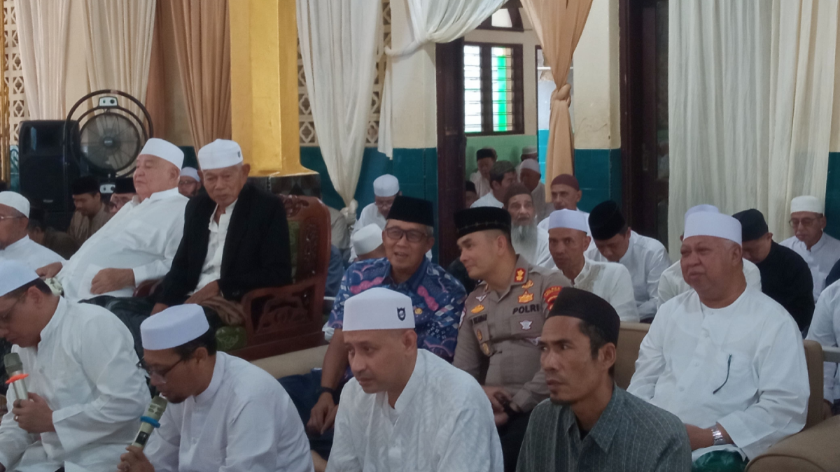 Pemkot Cirebon Beri Apresiasi, Berharap Pondok Pesantren Jagasatru Bisa Wujudkan Masyarakat yang Religius