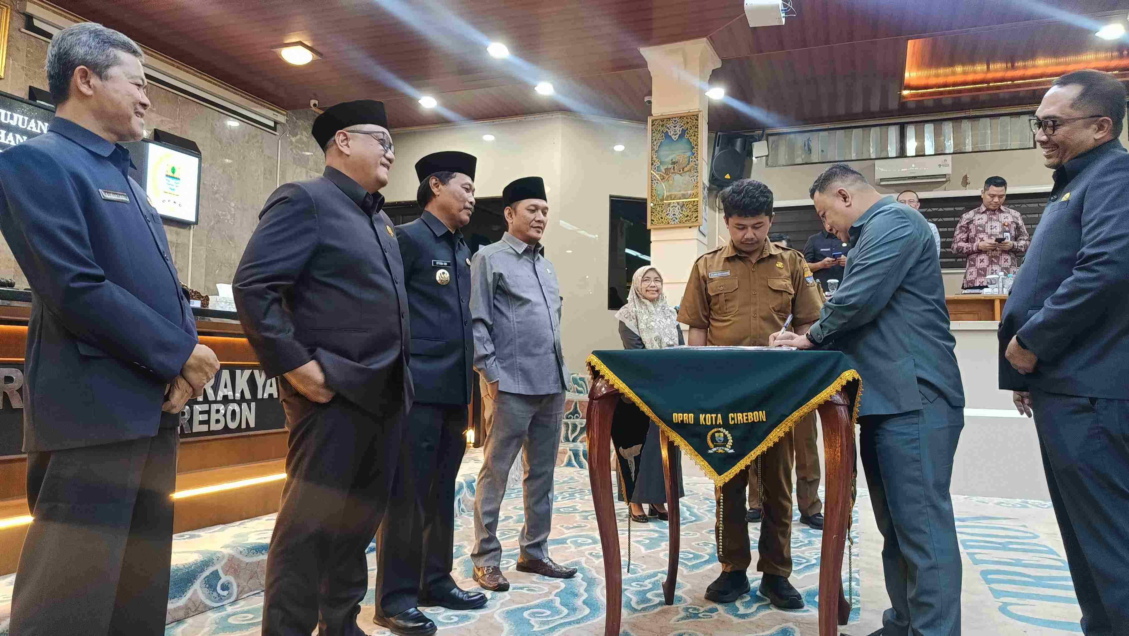 Kebut Sahkan Perubahan Perda PDRD, Tiga Agenda Paripurna Digelar dalam Satu Hari