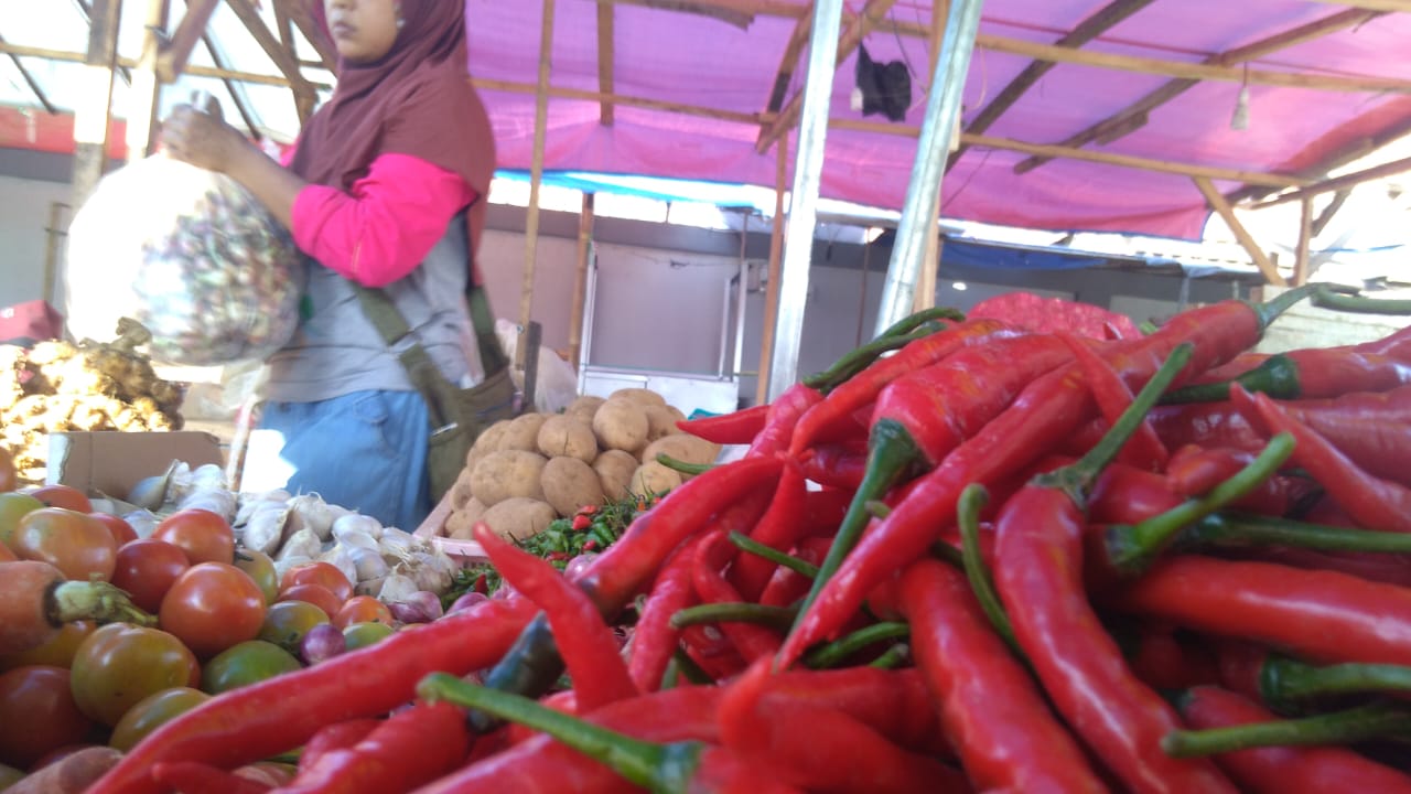 Kebutuhan Pokok Melonjak, Cabai Rawit Sentuh Rp120 Ribu