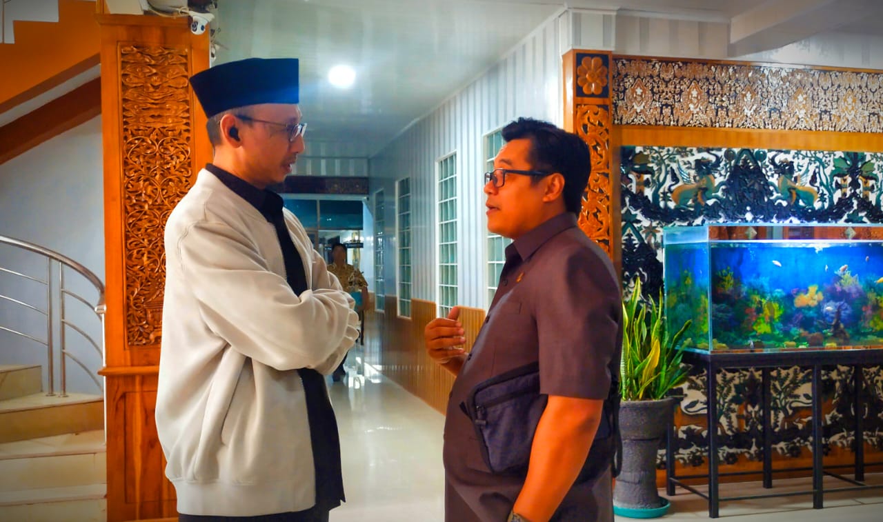 2 Sosok Ini Bersatu,  Siap Saingi Pasangan Bupati- Wakil Bupati Cirebon Imron-Ayu