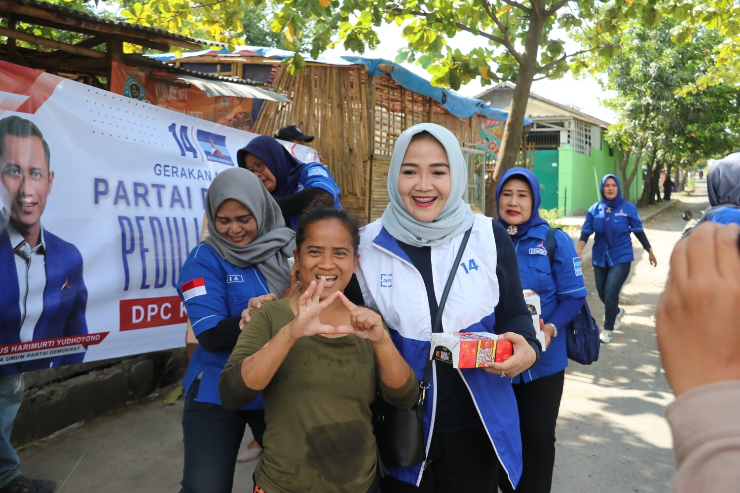 Setiap Tanggal 14, Demokrat Berbagi dengan Masyarakat