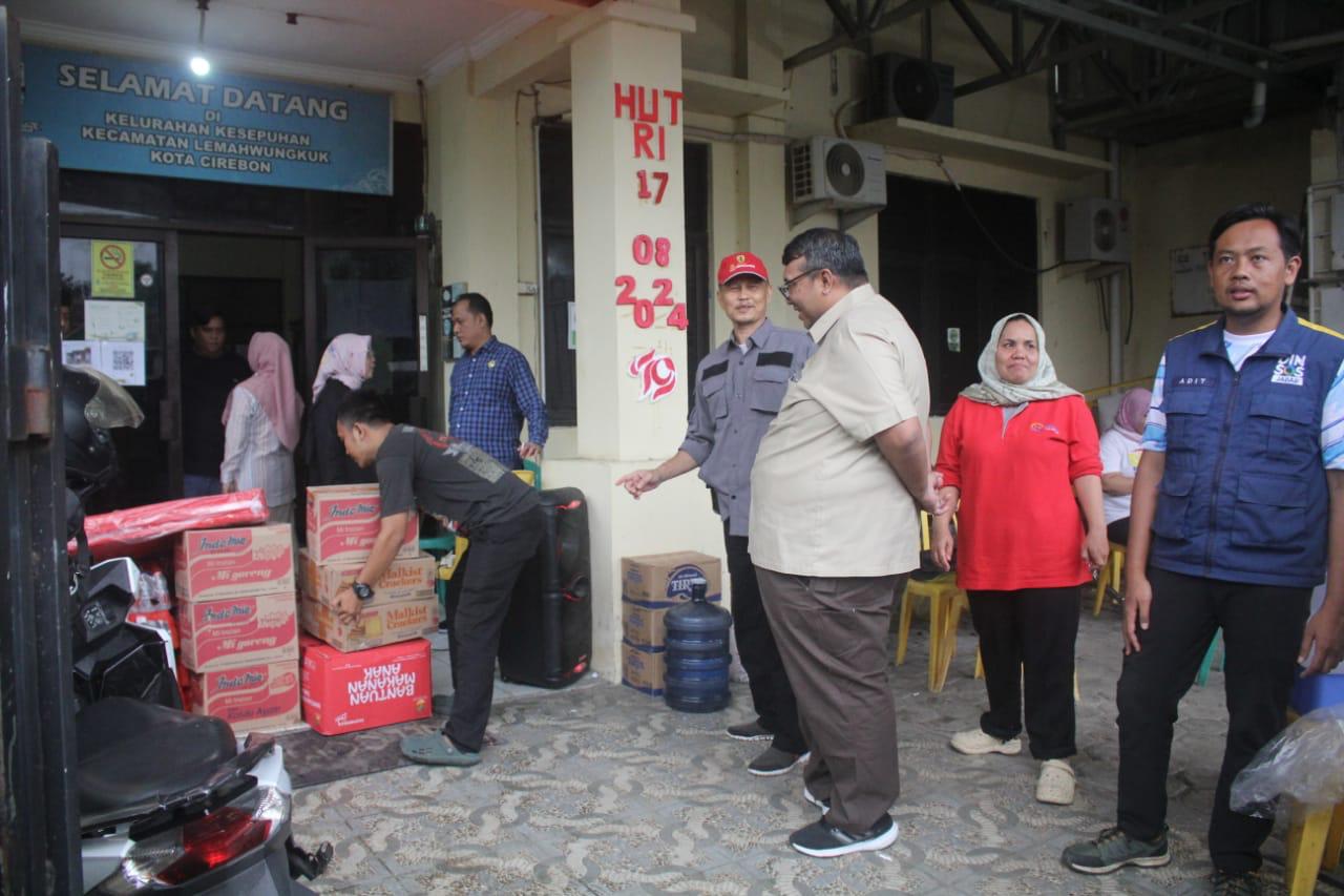 Banjir di Kota Cirebon Diatensi Pemprov, DPRD Jabar Turunkan Bantuan