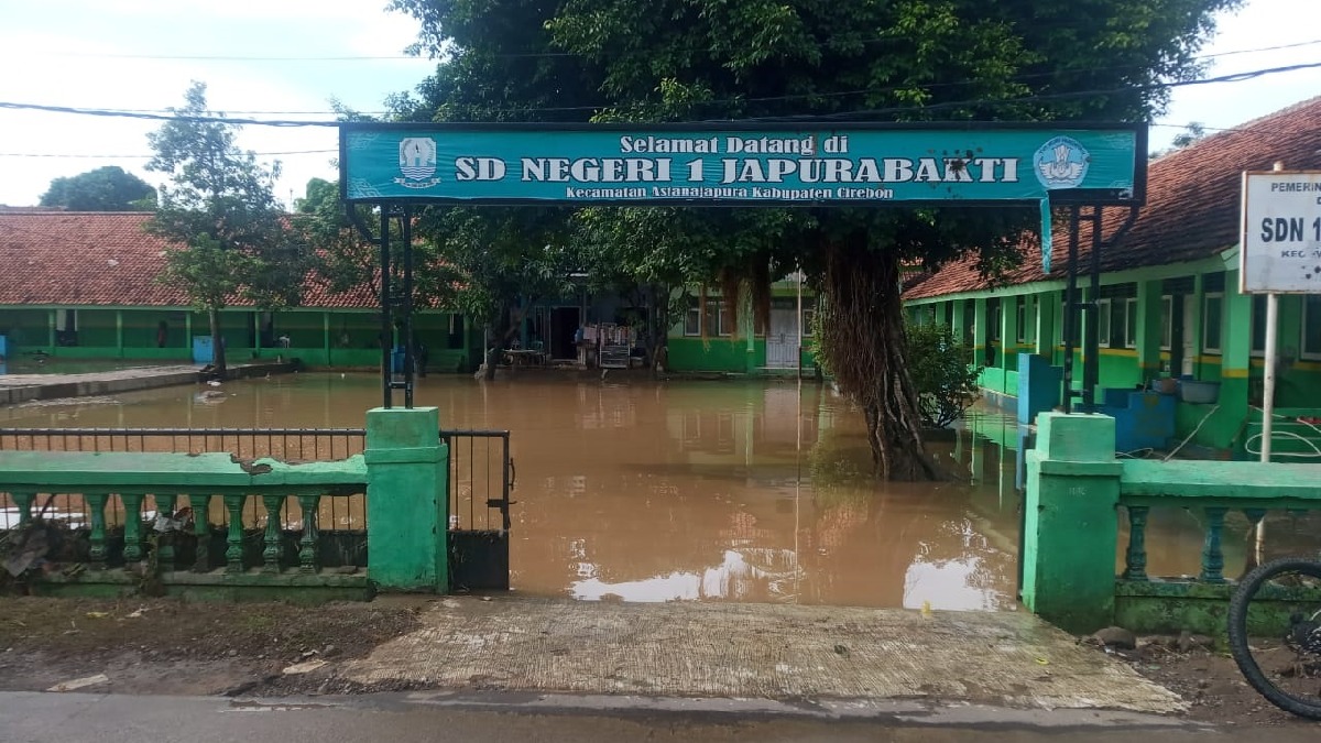 Pasca Banjir Melanda Cirebon Timur, Kondisi SDN 1 Japura Bakti Mengkhawatirkan