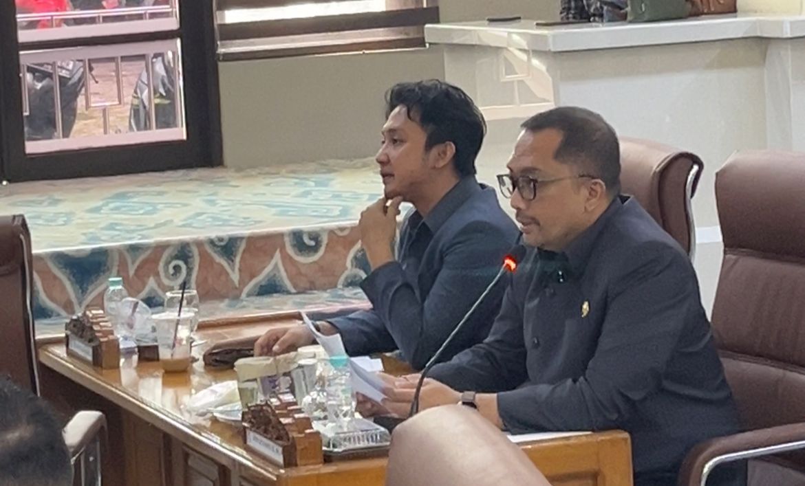 Delapan Fraksi Setujui Perubahan Perda PDRD, F-PAN Berikan Syarat