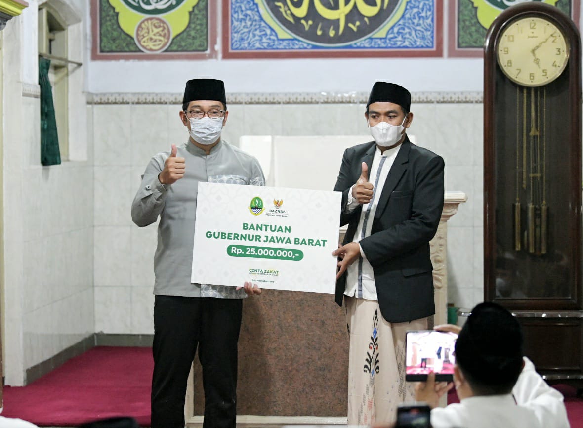 Subuh Berjamaah, Ridwan Kamil Minta DKM Jaga Masjid 