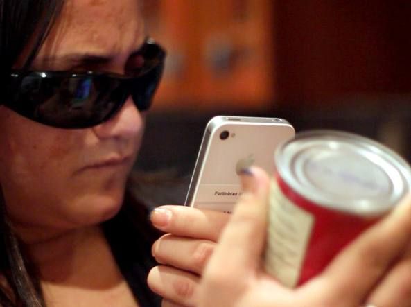 7 Aplikasi iOS Terbaik untuk Tunanetra: Panduan Lengkap Aksesibilitas iPhone