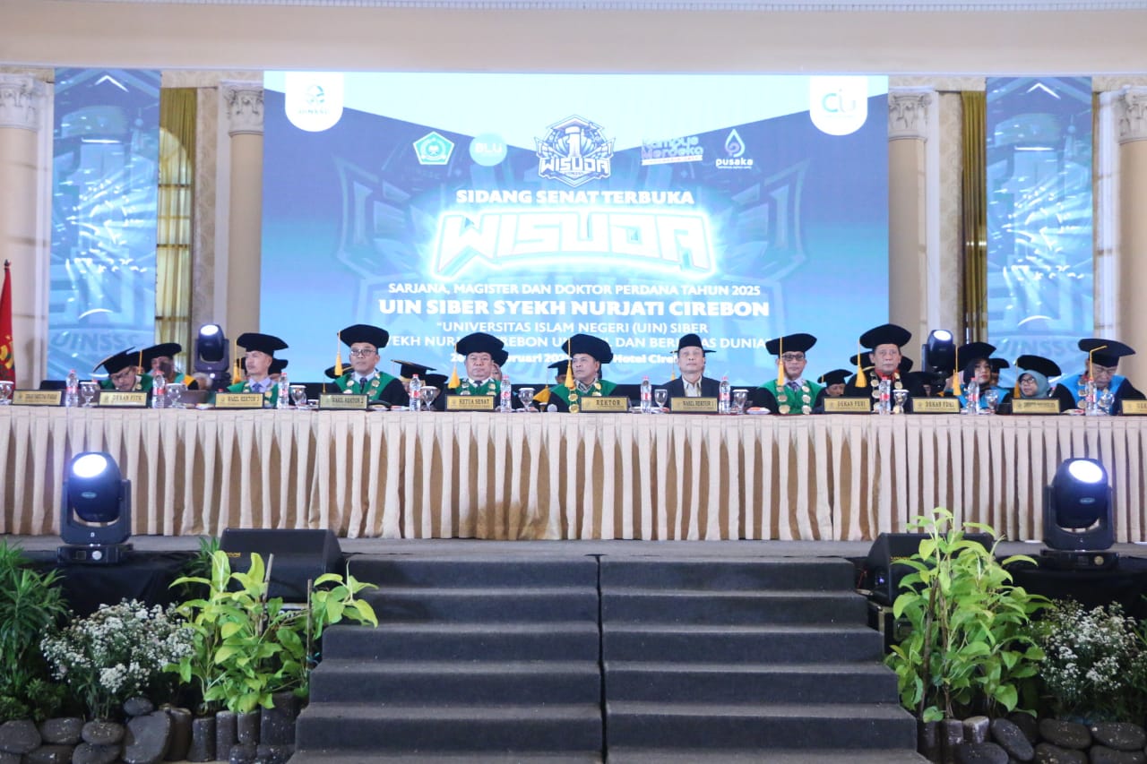 Rektor UIN Siber Cirebon Berikan Beasiswa S2 untuk 5 Wisudawan Berprestasi Luar Biasa