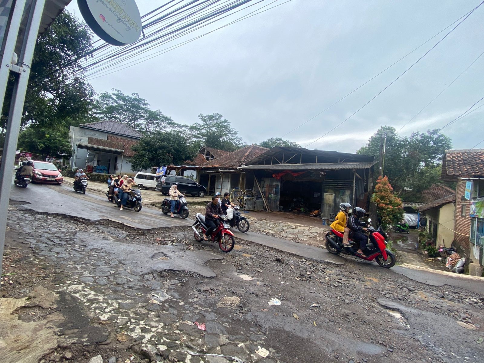 Perbaikan Jalan Jadi PR setelah Lebaran