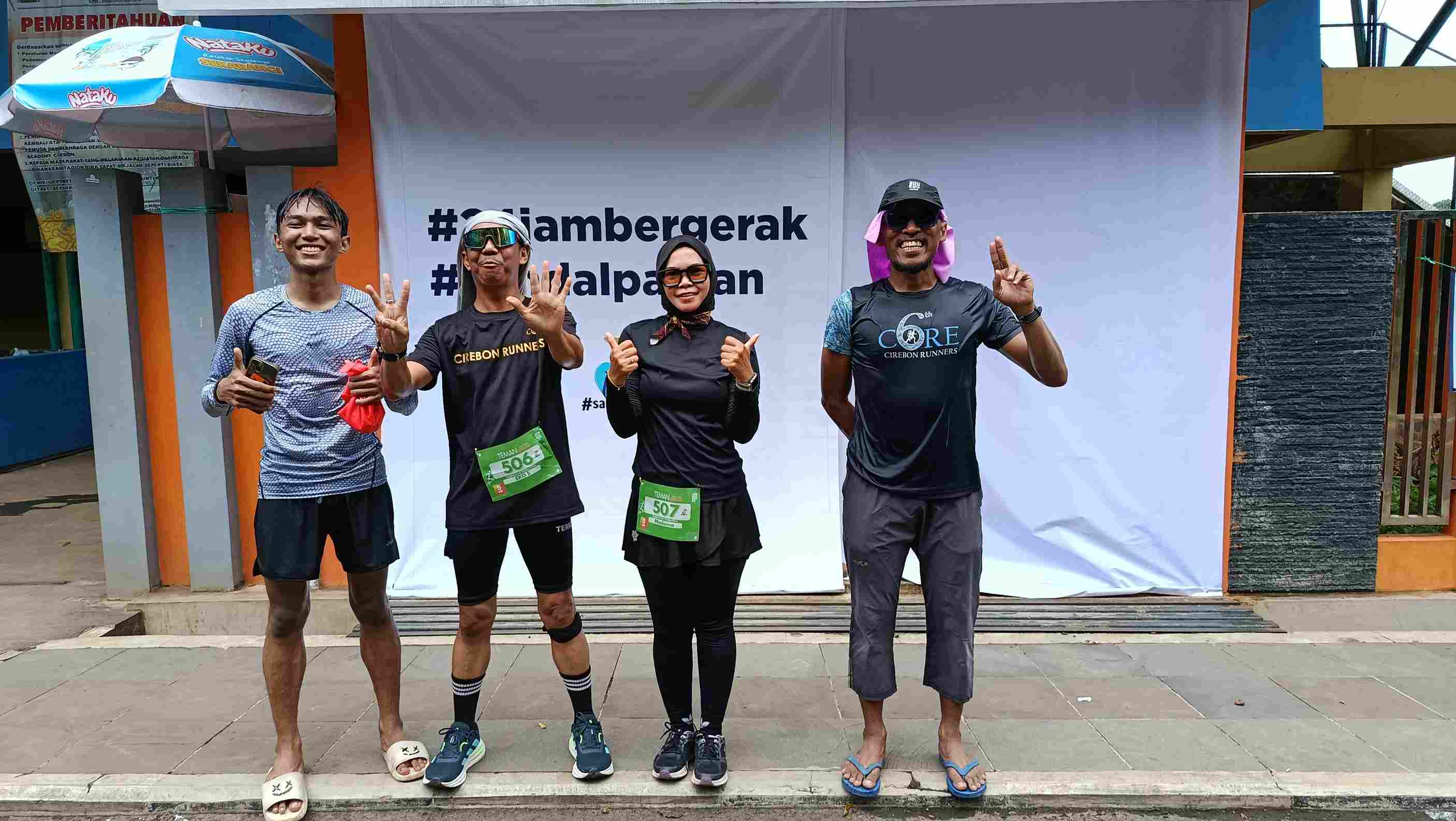 Buktikan Komitmen Terhadap Gerak, Paman Ridwan Lari 24 Jam Kelilingi Stadion Bima