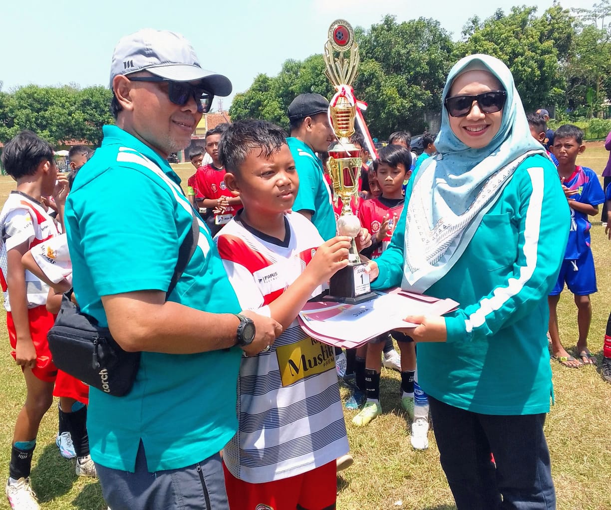 Turnamen Sepak Bola U-12 di Kecamatan Depok Ajang Pembibitan Bakat Anak Usia Sekolah