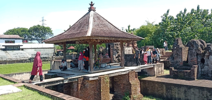 Ramai Pengunjung dari Ciayumajakuning,  ke Goa Sunyaragi Tambah Petugas Keamanan 