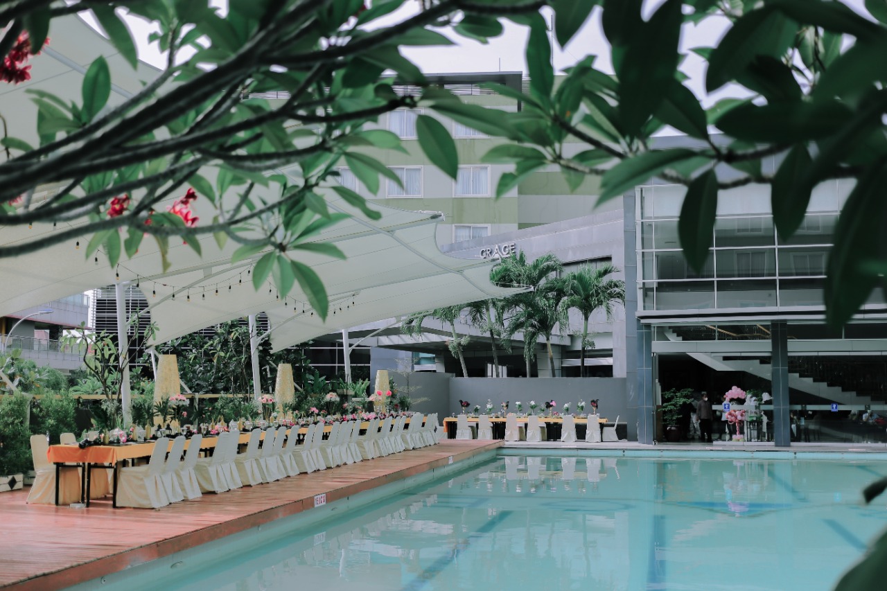 Arisan Breakfast dan Summer Pool Party Sensasi Kumpul Bareng Bestie di Grage Grand Busines Hotel Cirebon 