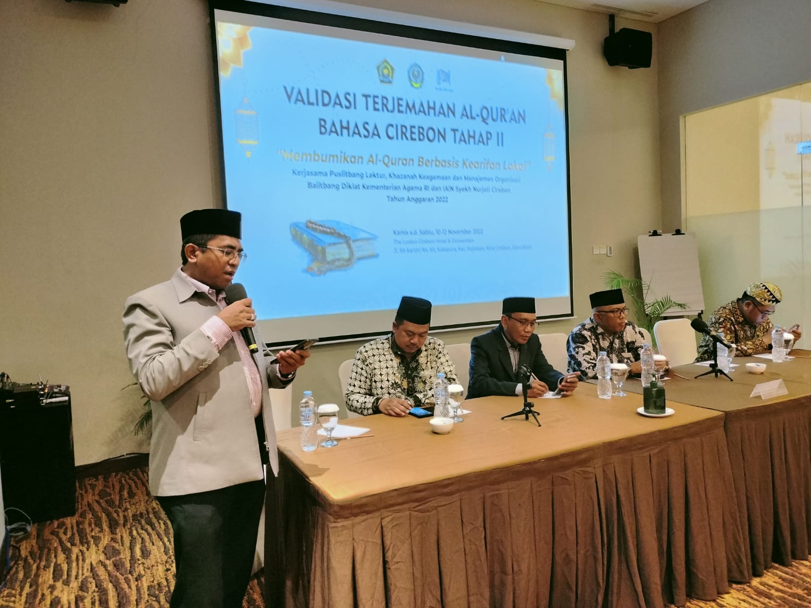 Bupati Cirebon Berminat Cetak Mushaf Terjemahan Al Qur'an Bahasa Cirebon