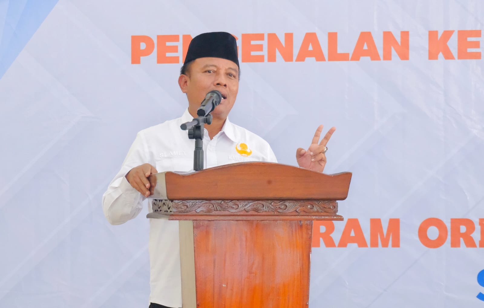 Kemenag Apresiasi Ponpes KHAS Kempek: Cetak Generasi Unggul