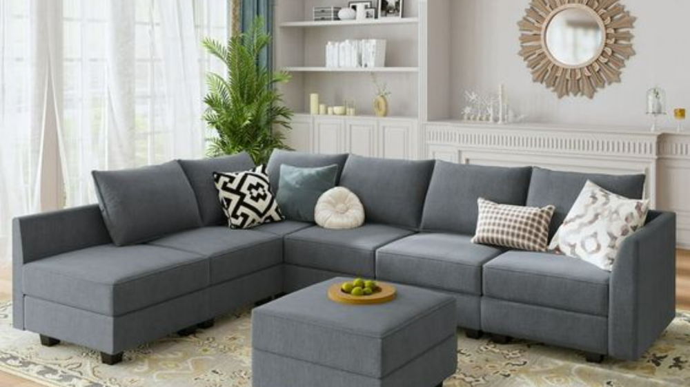 Ide Dekorasi Sofa Abu-Abu yang Elegan dan Serbaguna untuk Interior Rumah