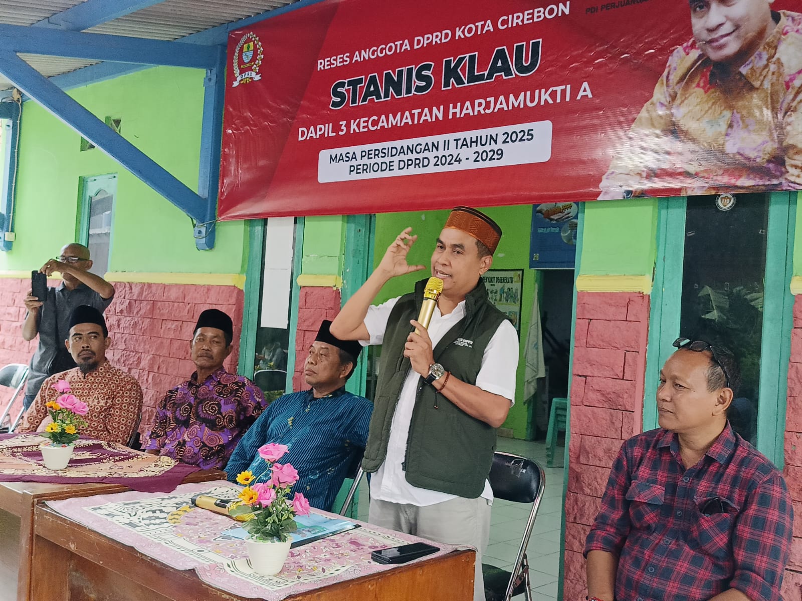 Di Reses DPRD, Warga RW 02 Pesantren Minta Solusi Banjir hingga Perbaikan Jalan Rusak