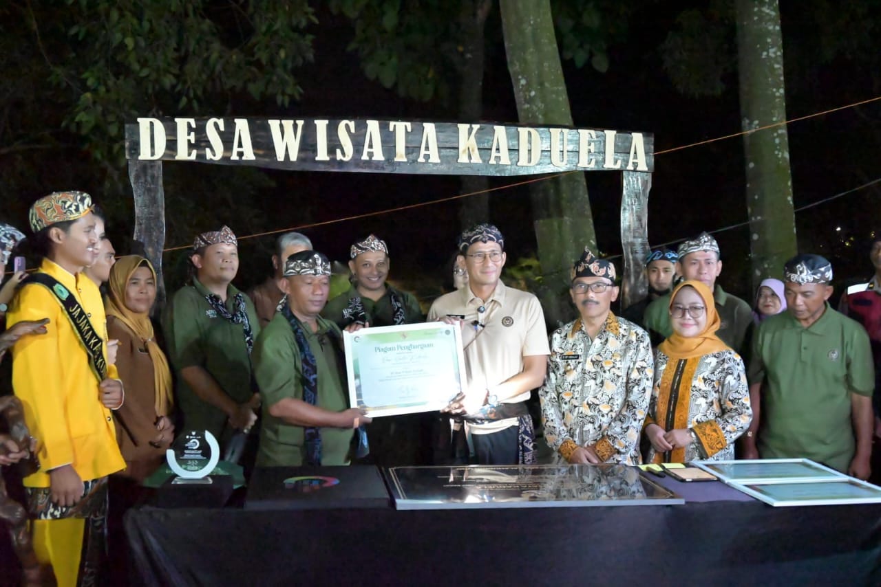 Nobatkan Kaduela 50 Desa Wisata Terbaik, Sandiaga Uno Minta Kuningan Bentuk 18 Desa Wisata